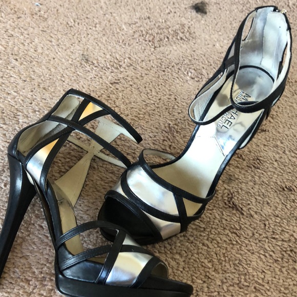 Michael Kors black silver heels shoes size 7 - Picture 1 of 3